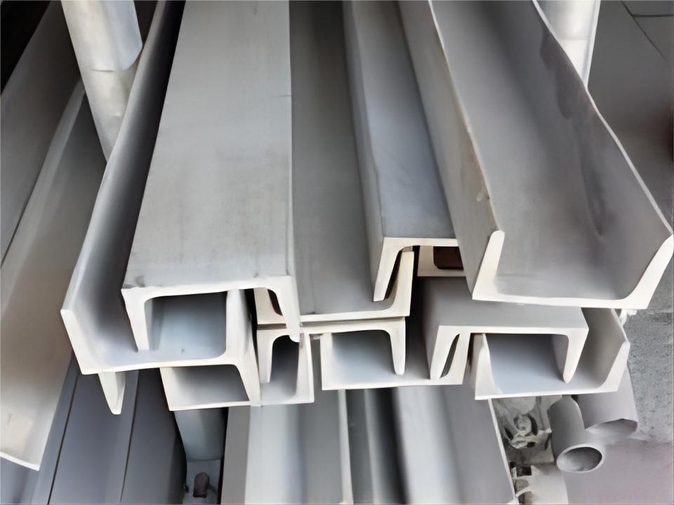 不锈钢方钢管规格的生产工艺有何特点（不锈钢方钢管规格生产工艺特色）